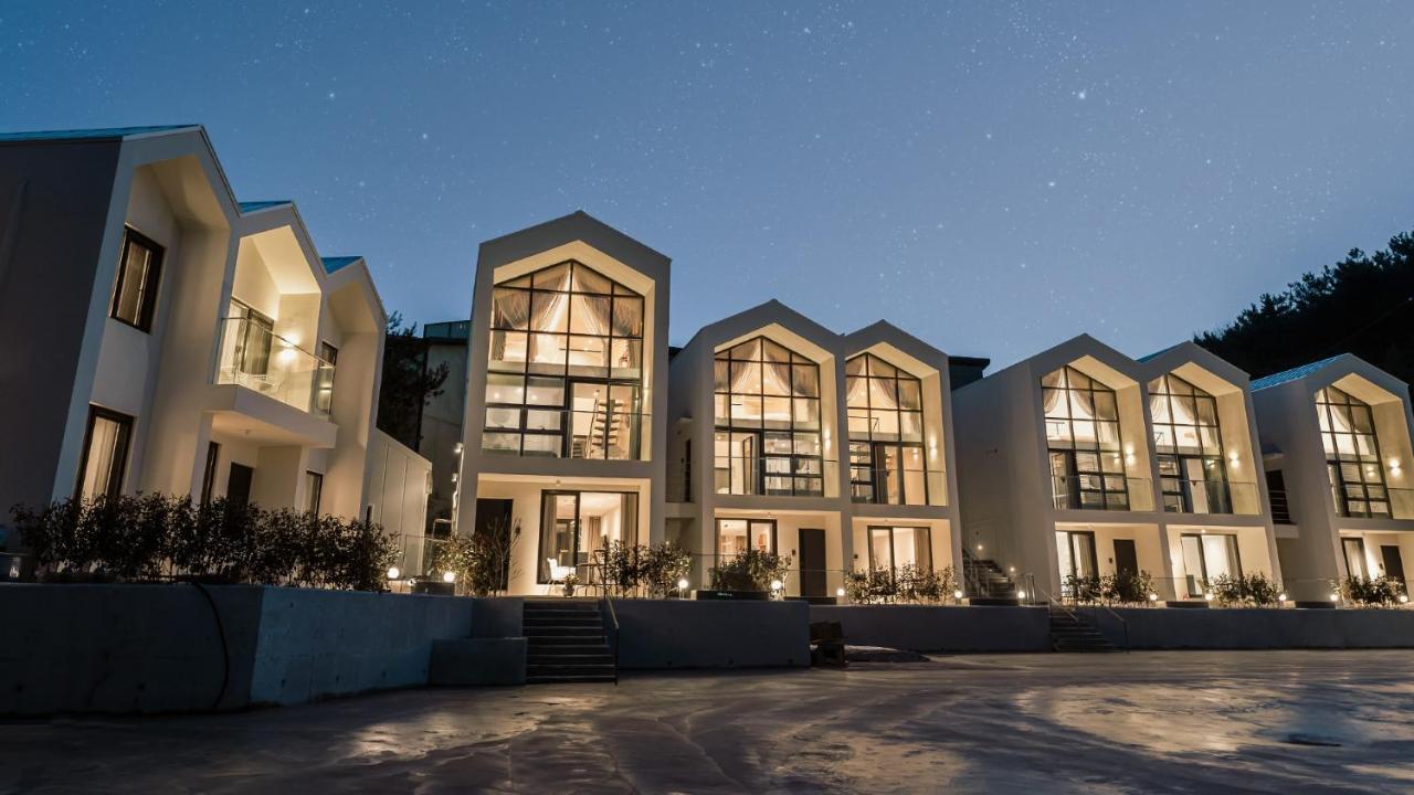 Albescent Poolvilla Gyeongju Exterior photo