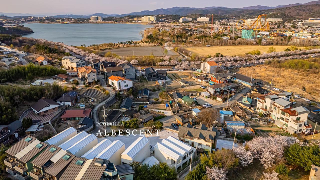 Albescent Poolvilla Gyeongju Exterior photo
