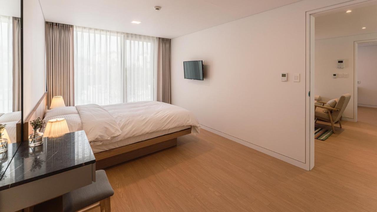 Albescent Poolvilla Gyeongju Exterior photo